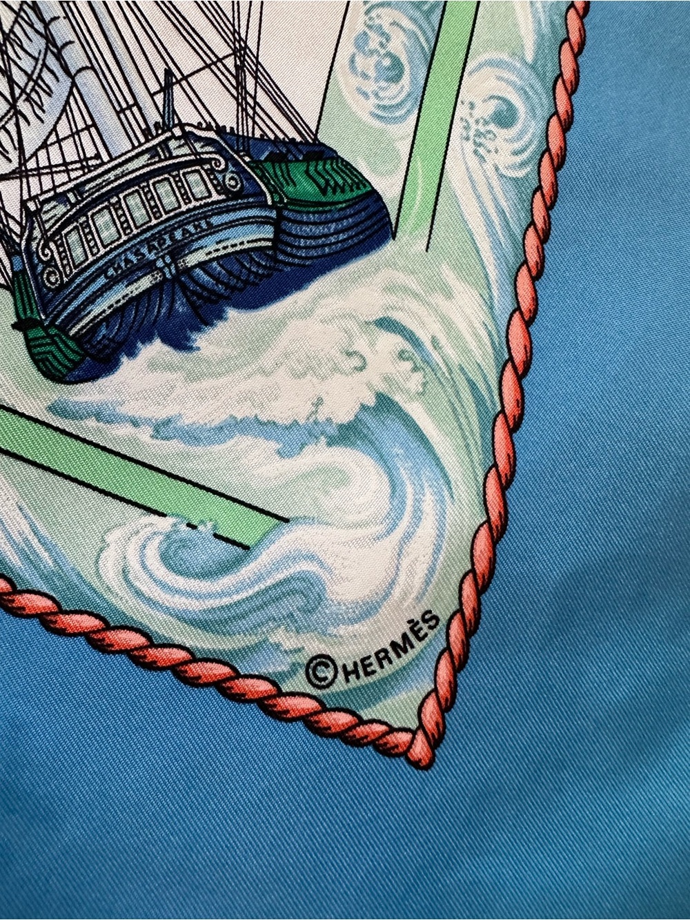 Hermes “Vive le Vent” Silk Scarf Carre 90cm. Vince Le Vent “Blow Into the Wind” - Picture 13 of 16